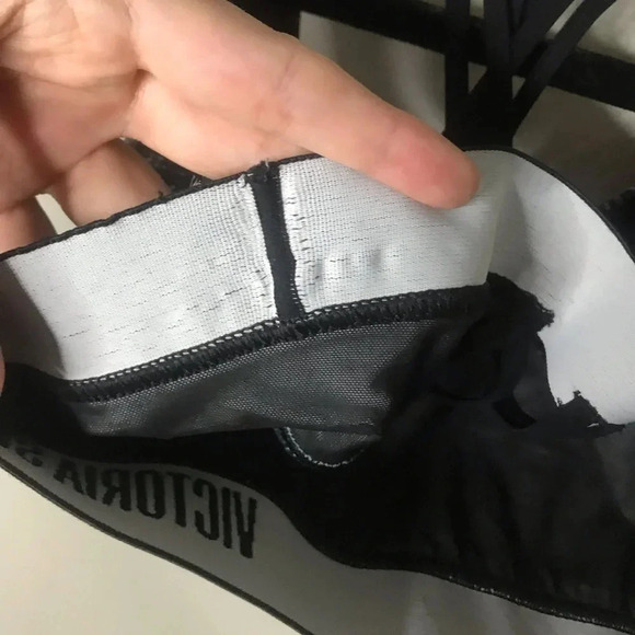 Victoria Sport Sports Bra Size Small - Picture 3 of 6